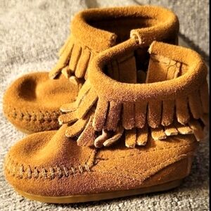 Minnetonka Kids Moccasins